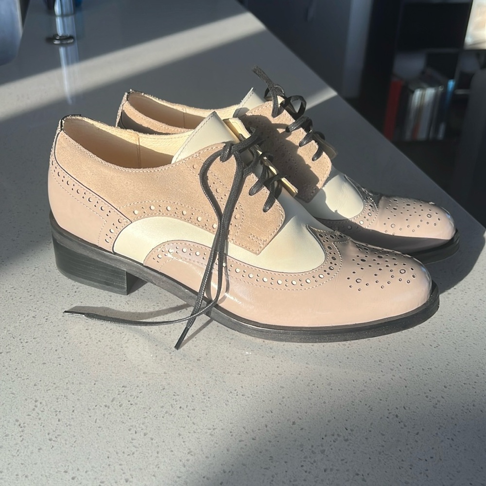 Handmade custom Oxford shoes from Italy